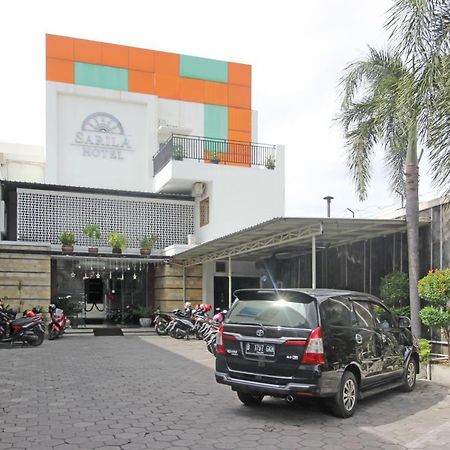 RedDoorz Plus near Keraton Solo Exterior foto